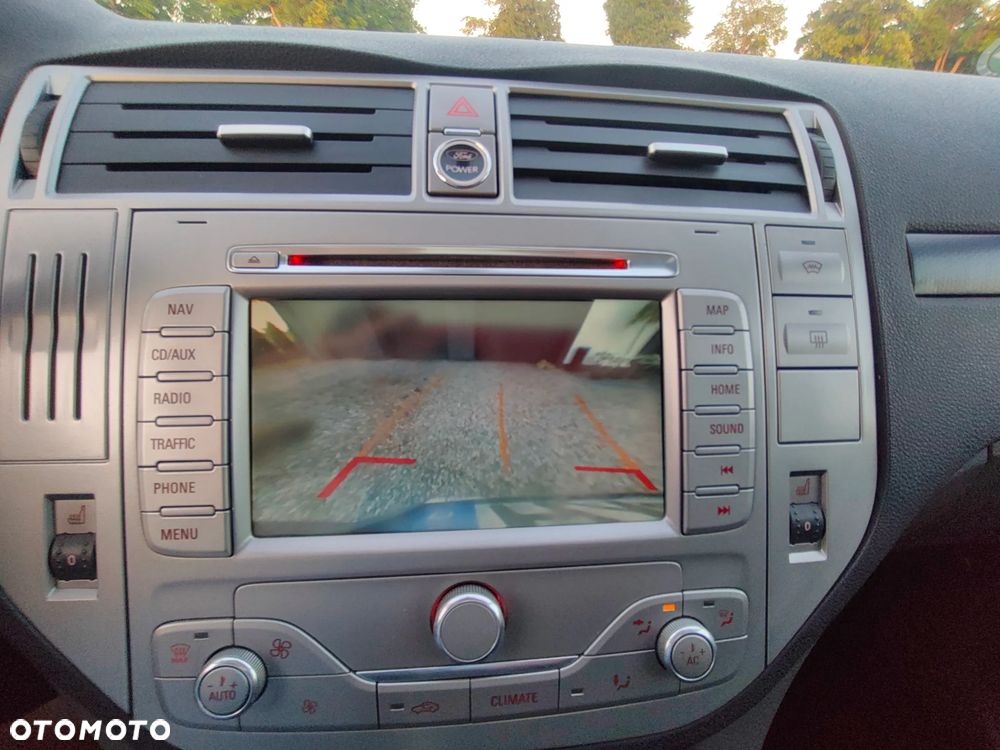 Ford Kuga - 15