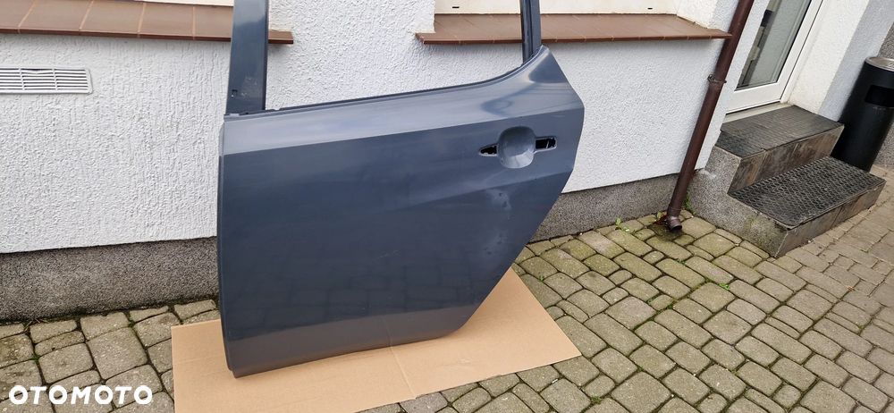 NISSAN LEAF II 2017r- DRZWI LEWE TYLNE POZNA KOSZALIN - 2