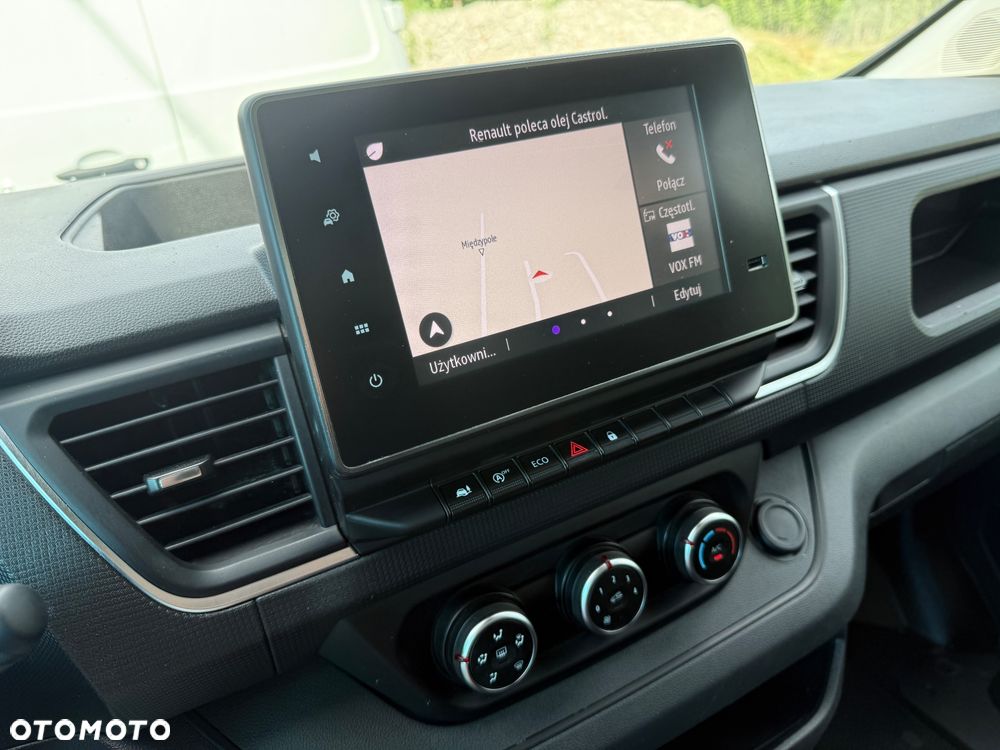 Renault Trafic - 26