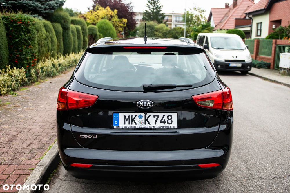 Kia Ceed 1.6 GDI ISG Vision - 6