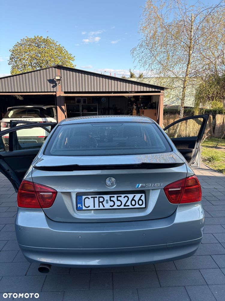 BMW Seria 3 318i - 7