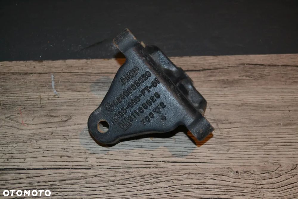 OPEL VIVARO RENAULT TRAFIC 1,9 DCI ŁAPA PODPORA MOCOWANIE PODUSZKI SKRZYNI BIEGÓW 8200003829 - 1