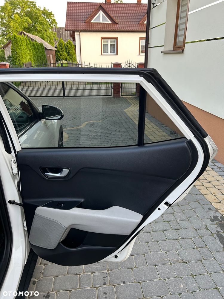 Kia Stonic 1.6 CRDi XL - 15