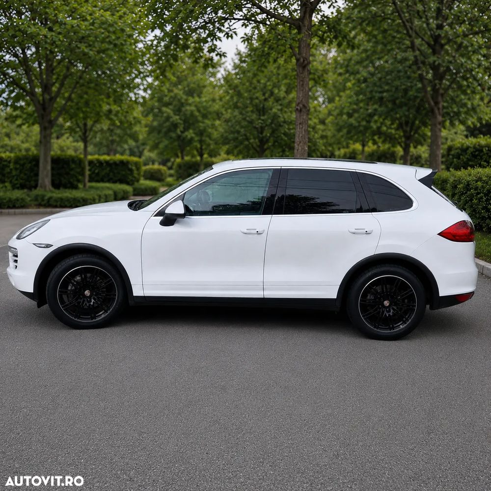 Porsche Cayenne - 5