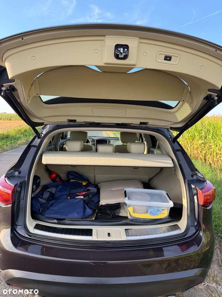 Infiniti QX70 3.7 S Premium EU6 - 22