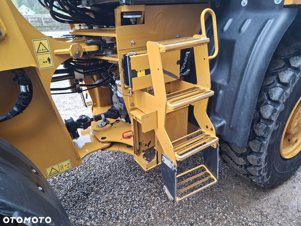 Caterpillar CAT 918 M - 25