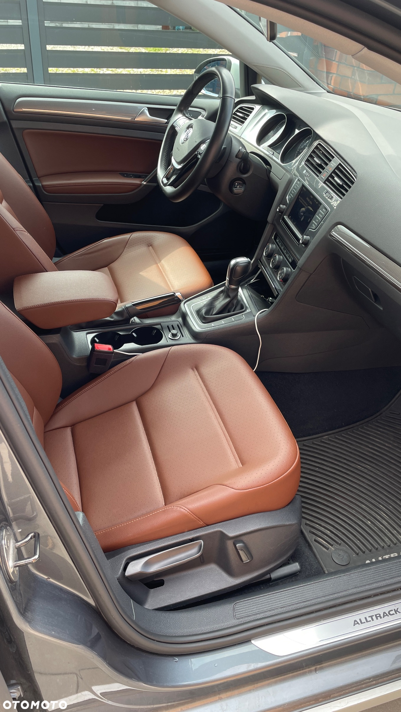 Volkswagen Golf Alltrack 1.8 TSI BMT 4Mot DSG - 25