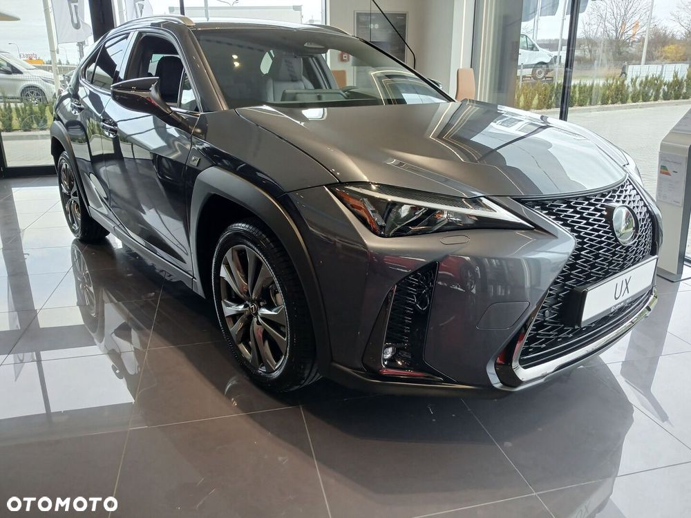 Lexus UX 300h F Sport Design - 2
