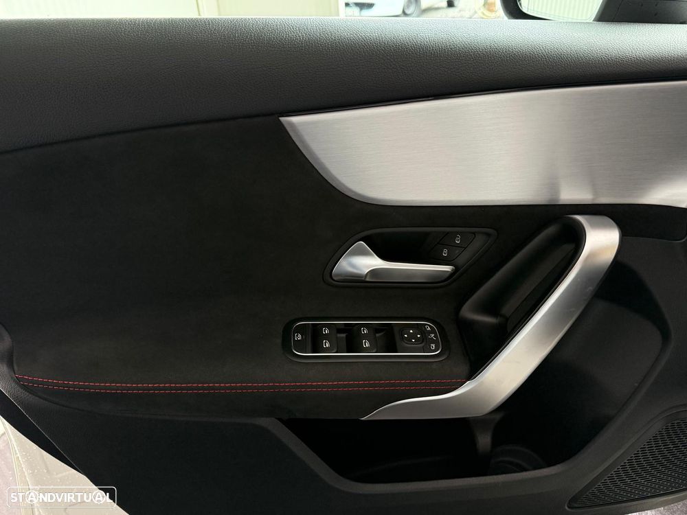 Mercedes-Benz A 180 d 7G-DCT AMG Line - 15