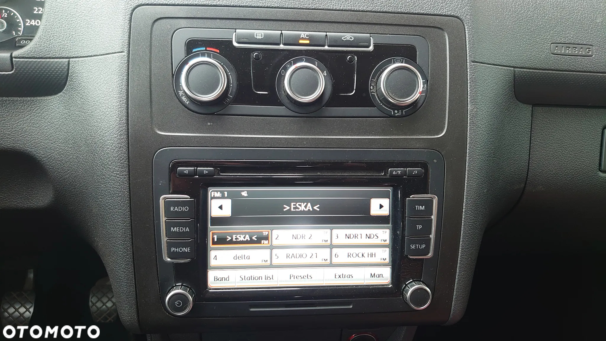 Volkswagen Caddy 1.2 (7-Si.) Edition 30 - 11