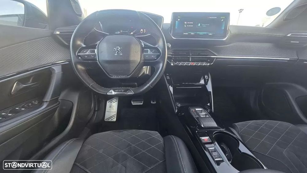 Peugeot e-2008 GT Pack - 19