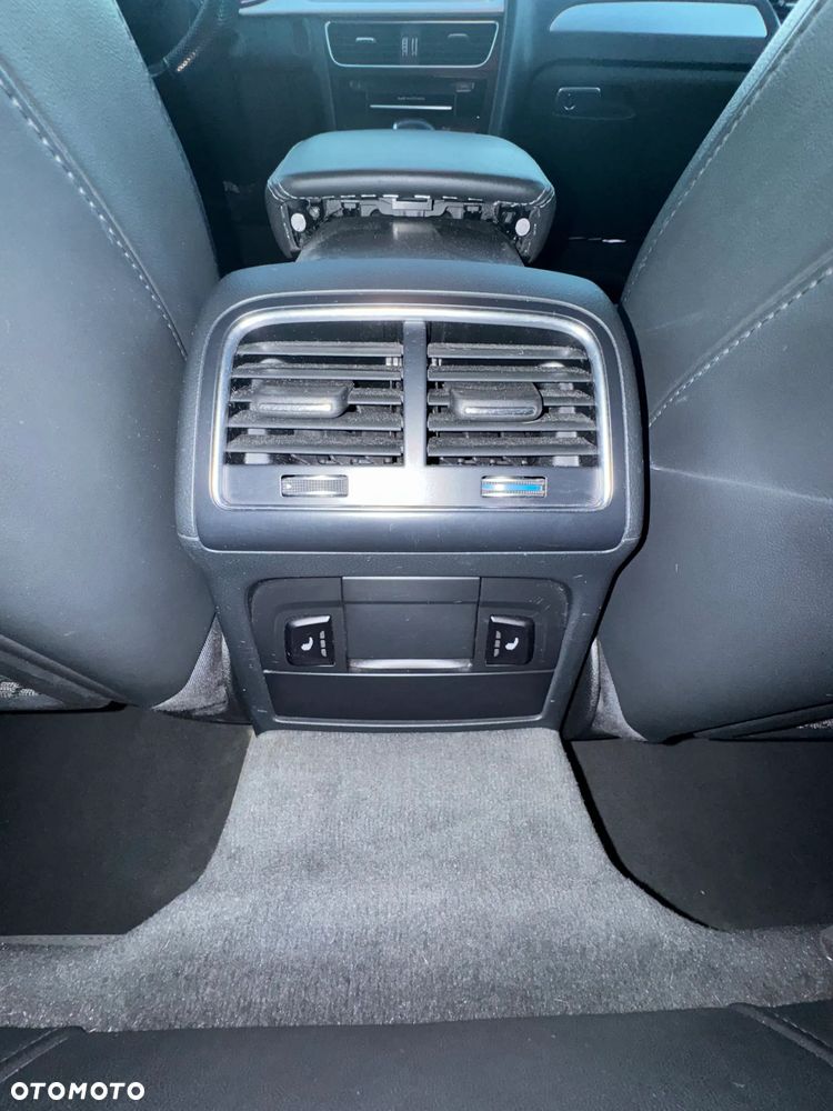 Audi A4 Avant 2.0 TDI Design S tronic - 8