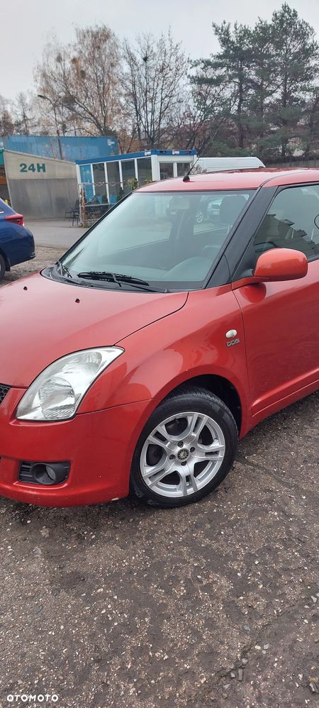 Suzuki Swift 1.3 DDiS Comfort - 5