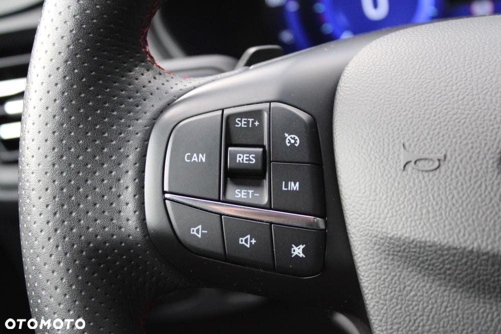 Ford Focus - 13