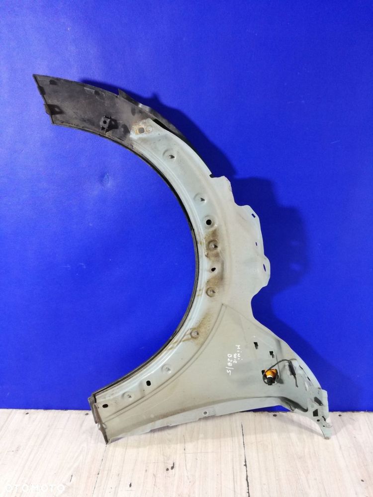 Mini Cooper Clubman R55 R56 R57 R58 błotnik przód prawy listwa B28/5 - 5