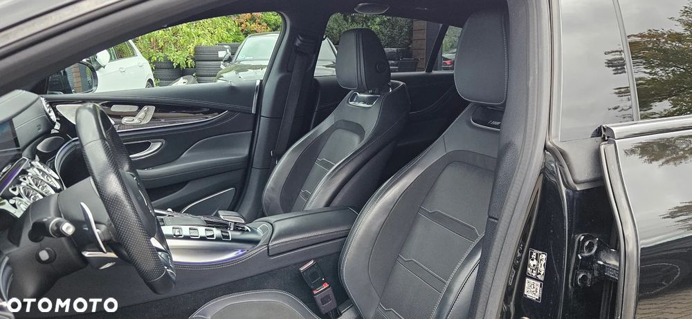 Mercedes-Benz AMG GT 43 4-Matic+ - 24