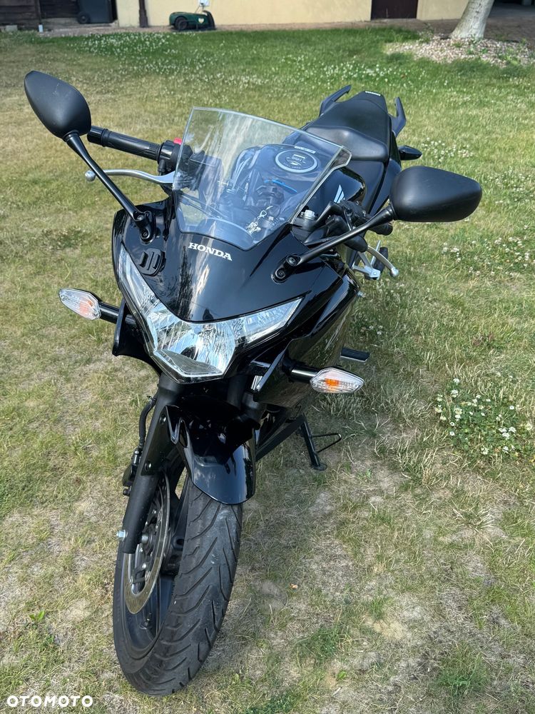 Honda CBR - 3