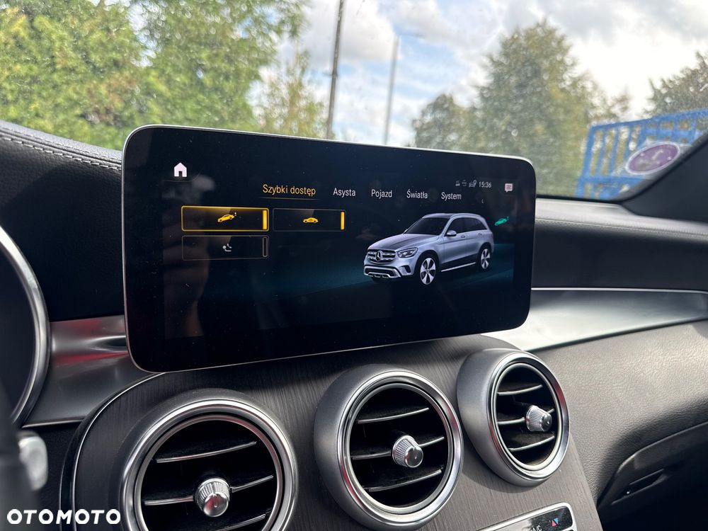 Mercedes-Benz GLC 300 de 4-Matic - 23