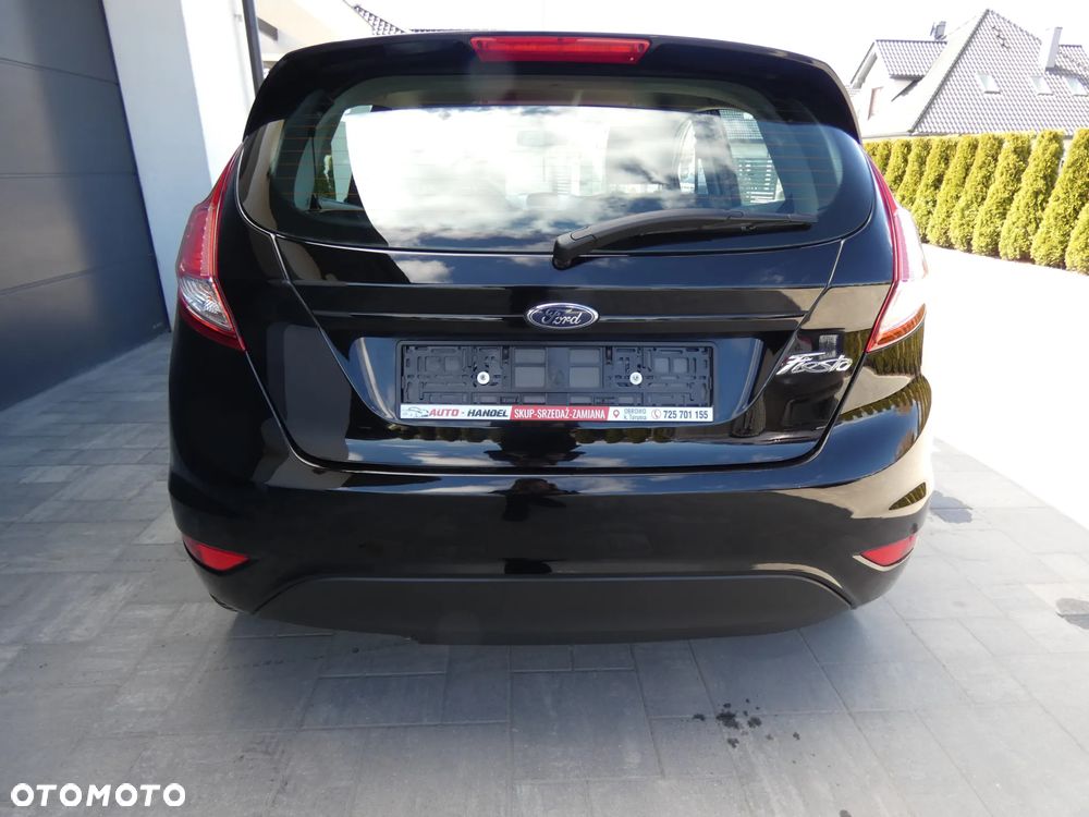 Ford Fiesta 1.25 Champions Edition - 11