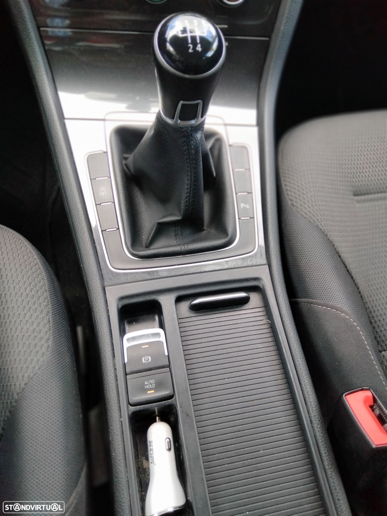 VW Golf Variant 1.6 TDi Confortline - 8