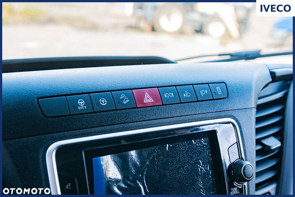 Iveco Daily 70C18HA8/P Hi-Matic Autolaweta 180KM - 30