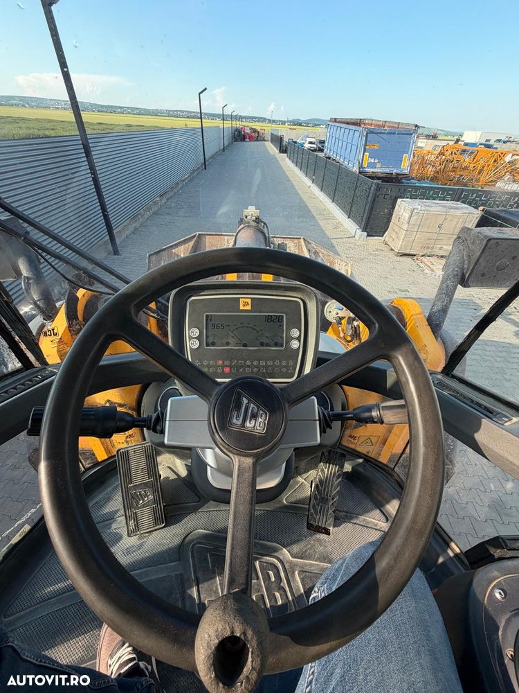 JCB 456 - 7