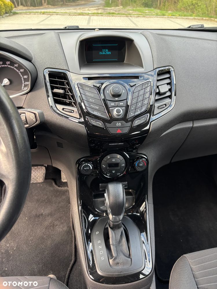 Ford Fiesta 1.6 Ti-VCT Titanium - 13