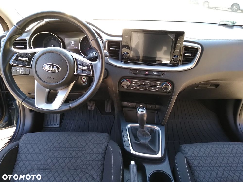 Kia Ceed 1.4 T-GDI M - 6