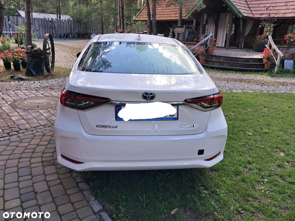 Toyota Corolla - 4