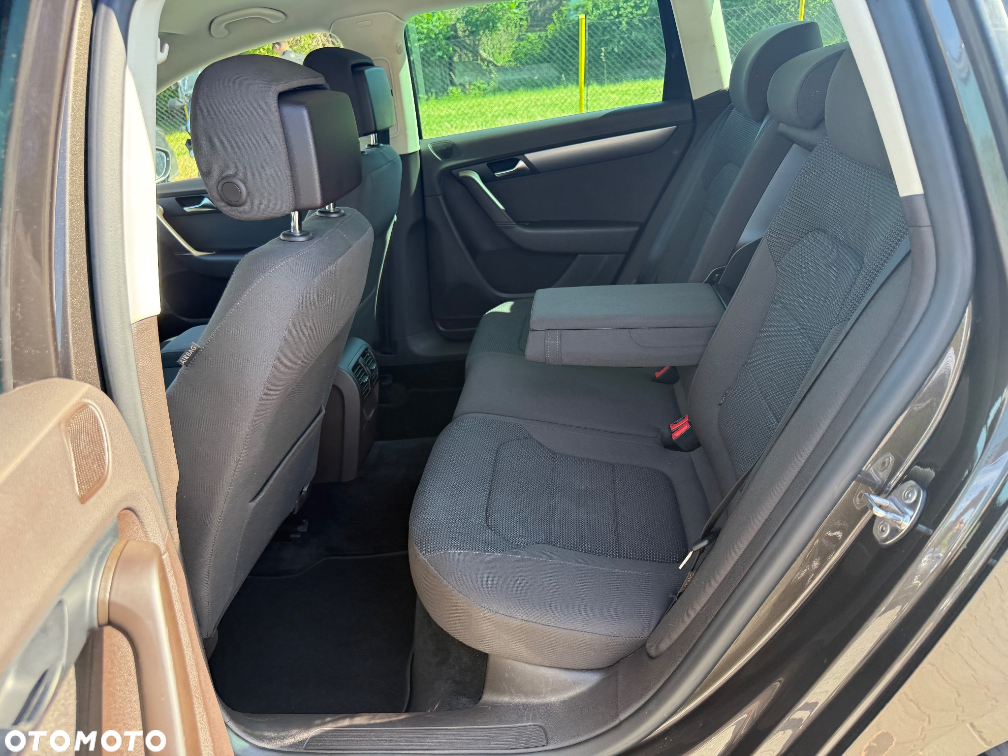 Volkswagen Passat 2.0 TDI Comfortline DSG - 13