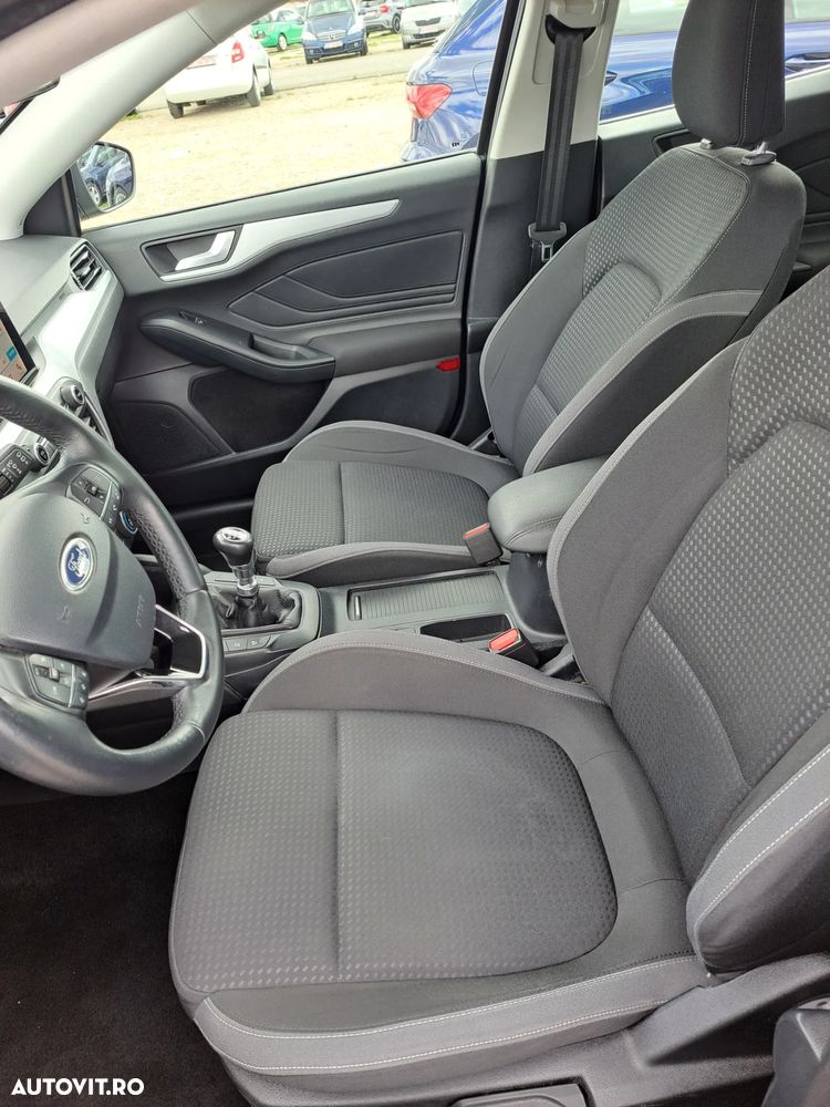 Ford Focus 1.5 EcoBlue Start-Stopp-System COOL&CONNECT - 18