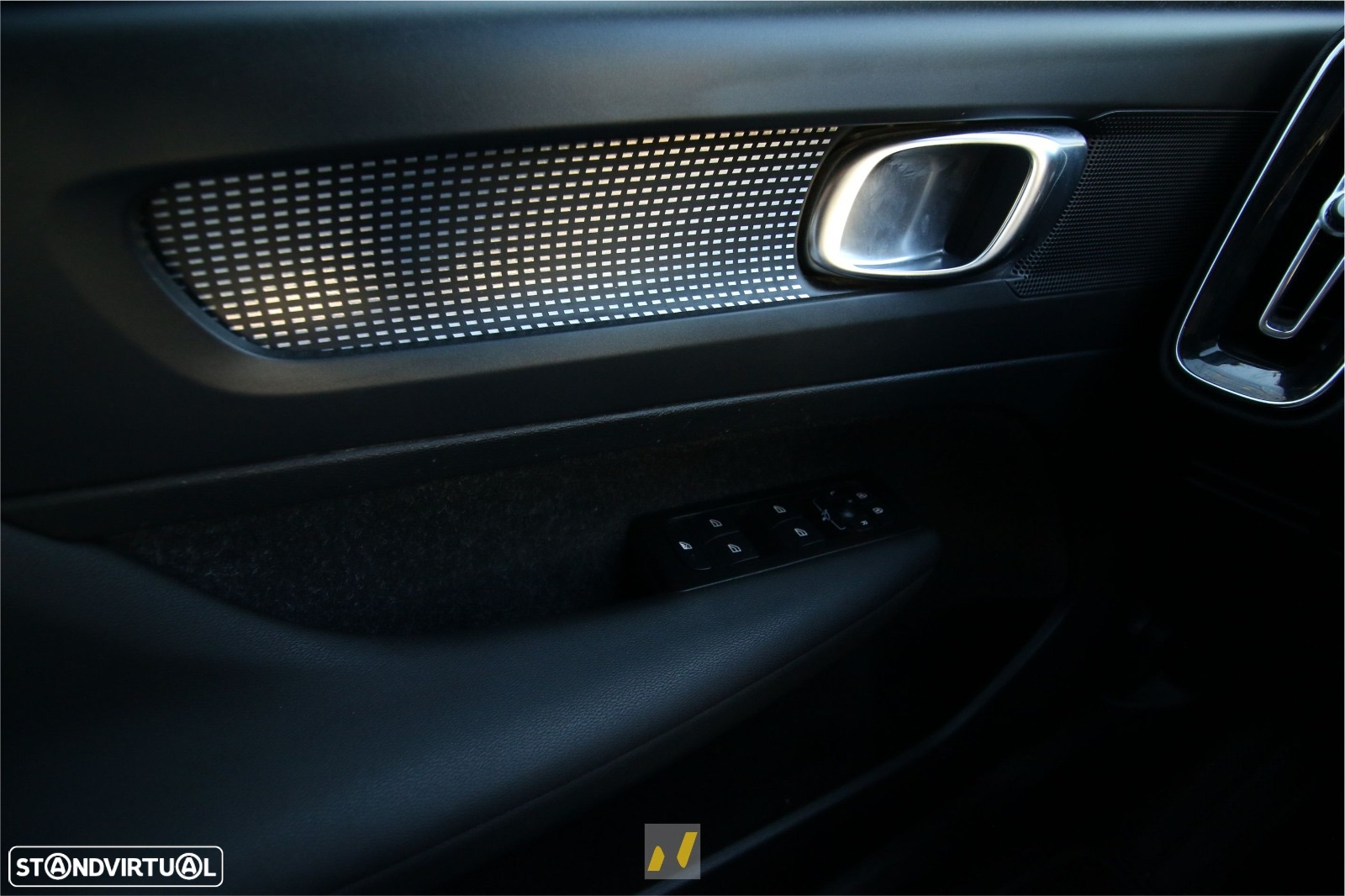 Volvo XC 40 1.5 T5 PHEV R-Design - 13