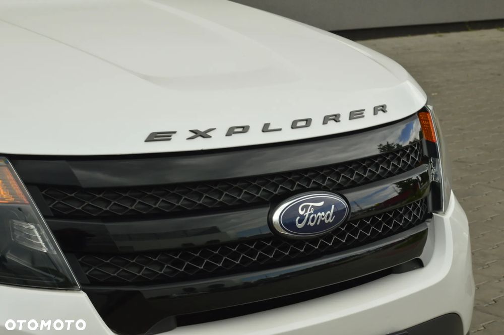 Ford Explorer 4.6 4WD - 13