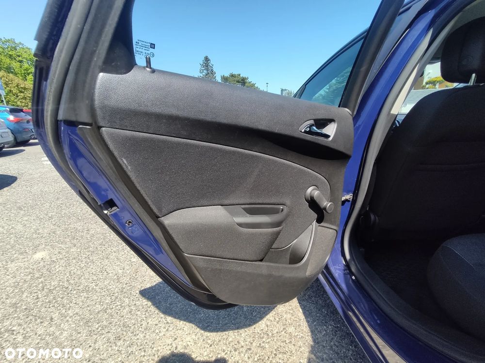 Opel Astra 1.4 Active - 24