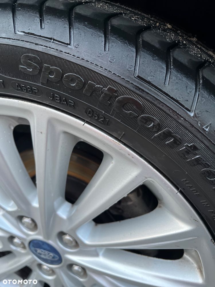 Ford Focus 1.5 EcoBoost Titanium ASS - 6