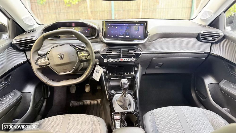 Peugeot 208 PureTech 100 Allure - 11