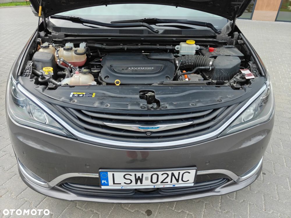 Chrysler Pacifica - 24