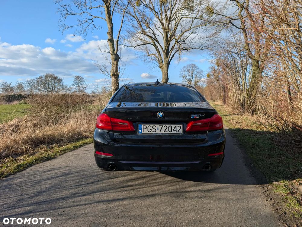 BMW Seria 5 520d Efficient Dynamics Edition Sport Line - 3