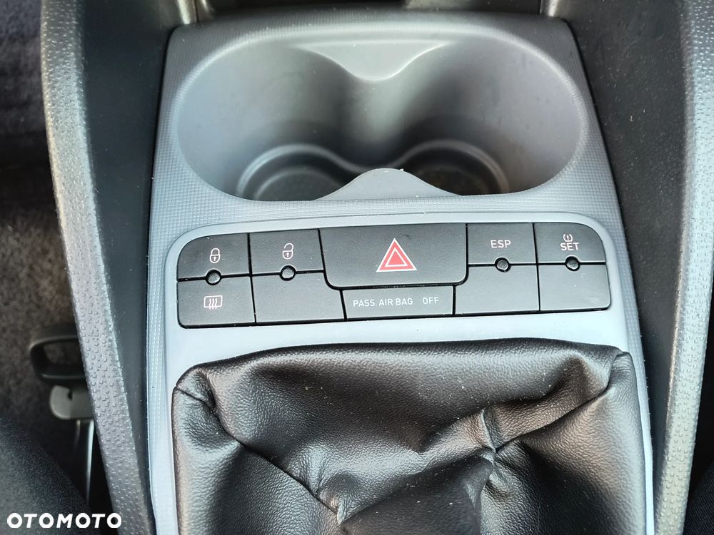 Seat Ibiza 1.2 12V Style - 11