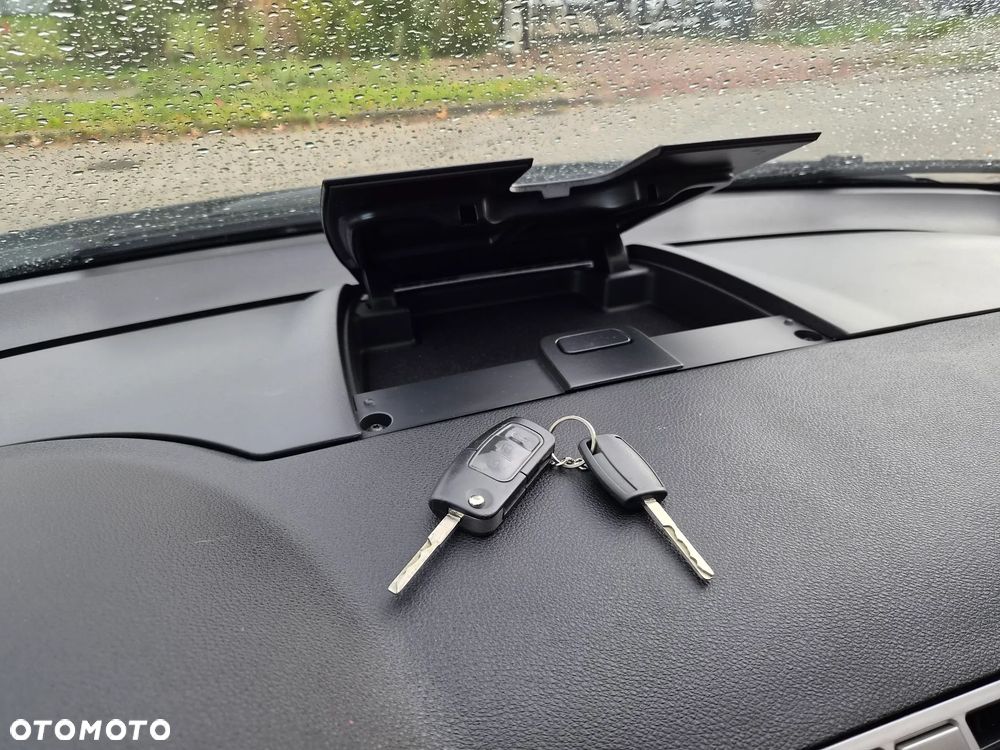 Ford Focus C-Max 1.8 Platinium X - 40