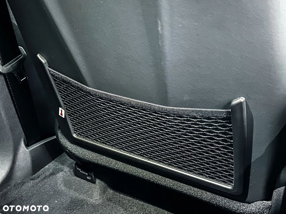 Porsche Macan Standard - 24