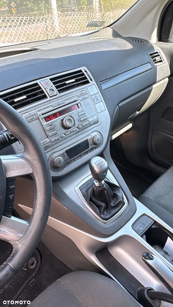 Ford Kuga 2.0 TDCi 2x4 Trend - 9