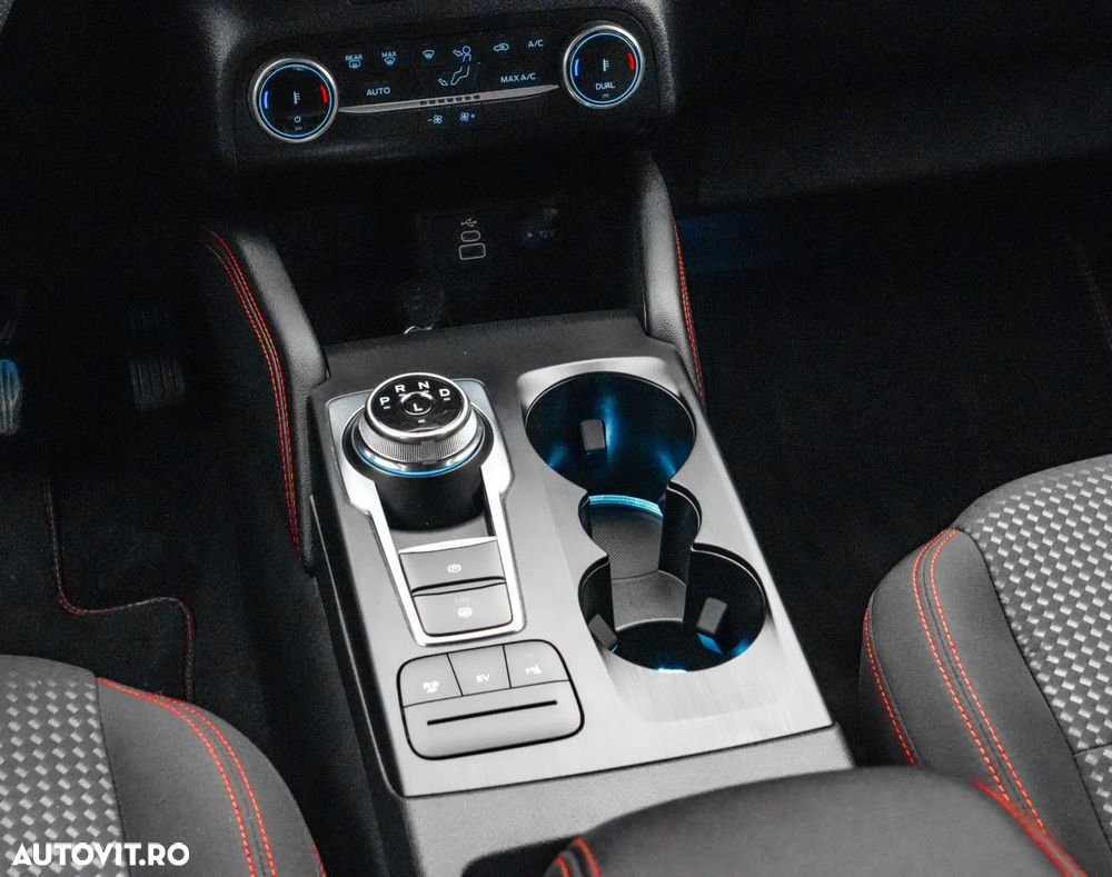 Ford Kuga 2.5 Duratec PHEV ST Line X Graphite Tech - 19