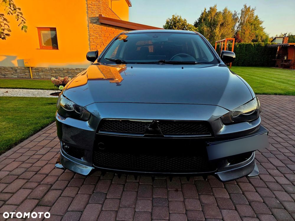 Mitsubishi Lancer - 9