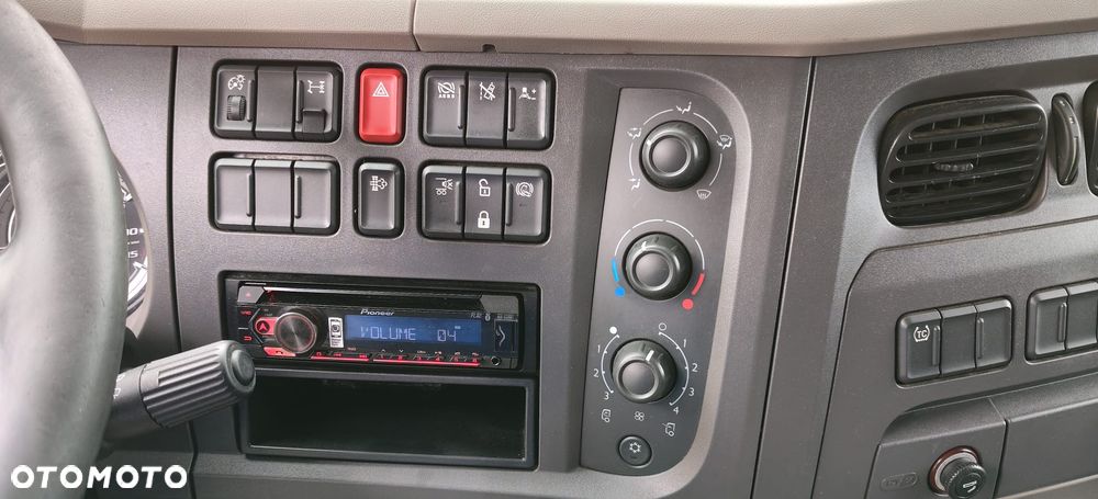 DAF LF 320 EURO 6/ CHŁODNIA PLASTOBLOK agr.CARRIER SUPRA 850Mt0 / AUTOMAT / DRZWI / WINDA ZAŁADUNKOWA - 19