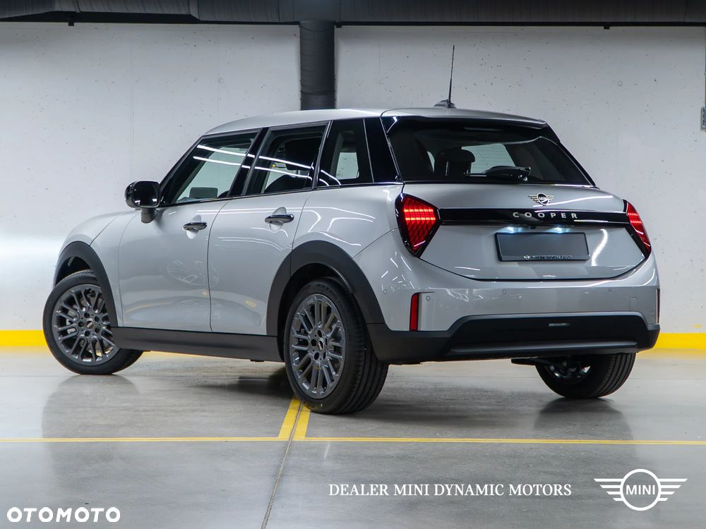 MINI Cooper C Essential Trim - 6