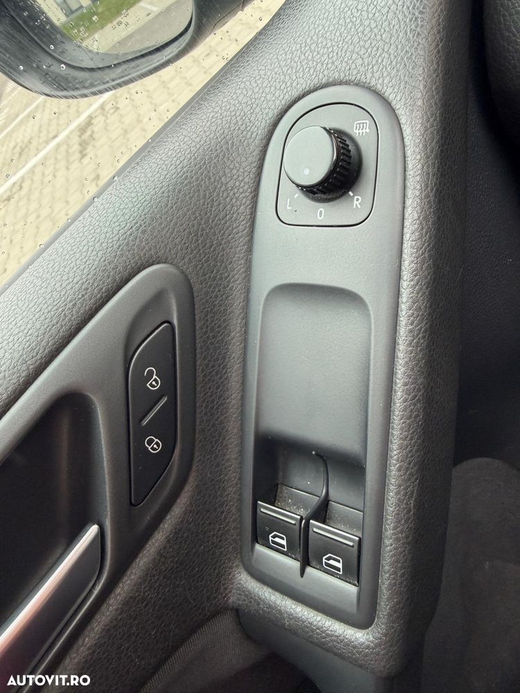 Volkswagen Golf - 14