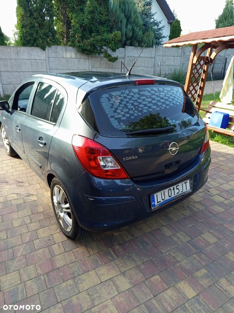 Opel Corsa 1.2 16V Cosmo - 13