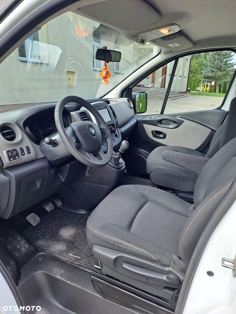 Renault Trafic - 14