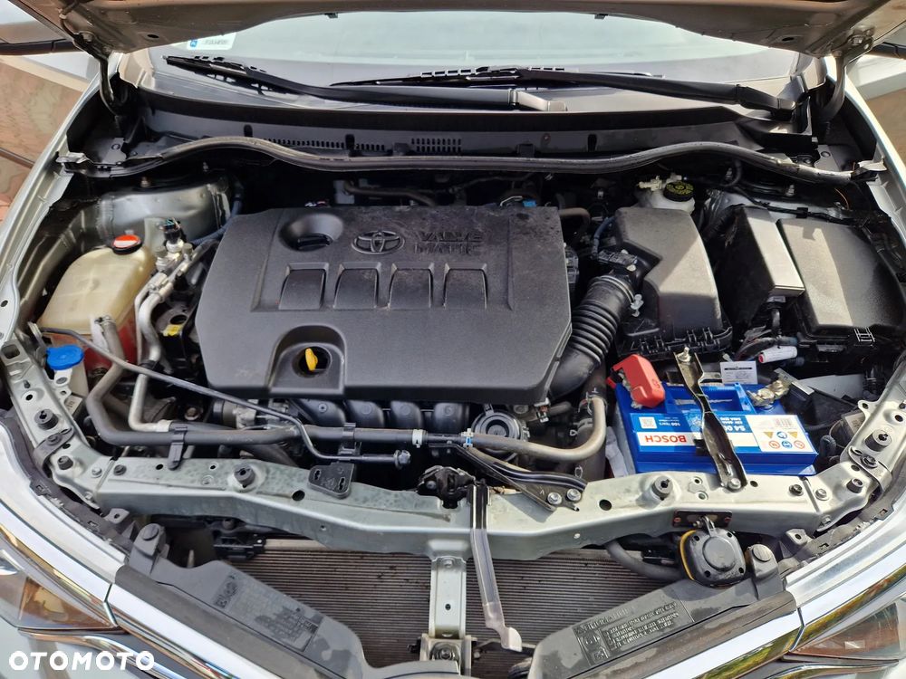 Toyota Auris 1.6 Comfort - 14
